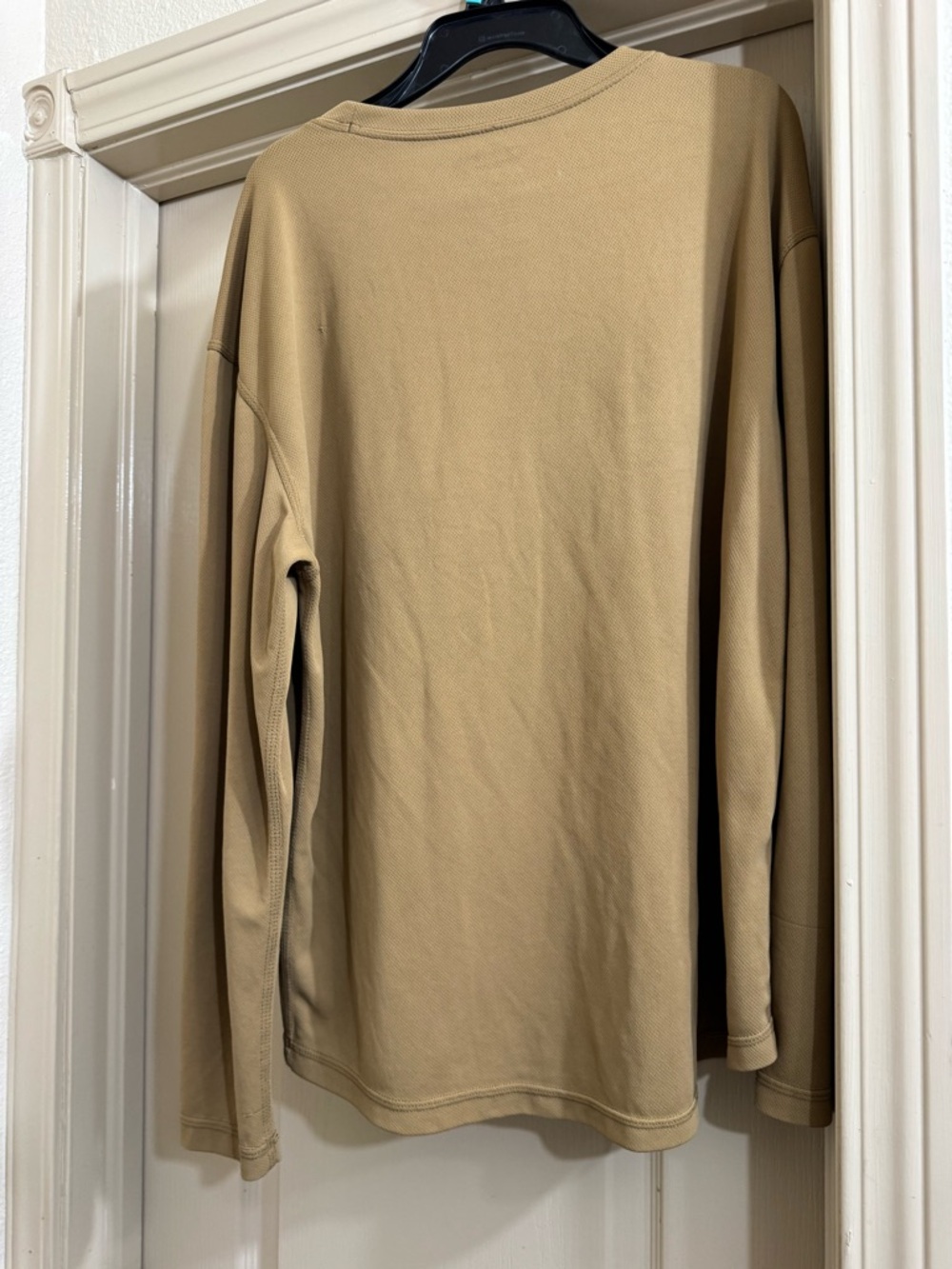 Condor Men’s Long Sleeve Performance Crew Neck Top in Khaki - Picture 4 of 6